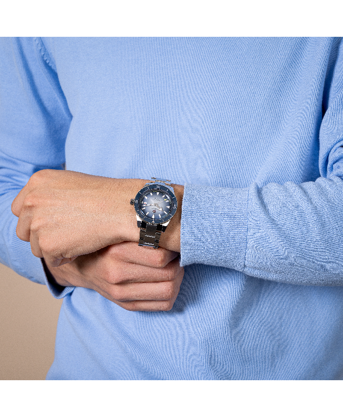 Captain Cook Automatic