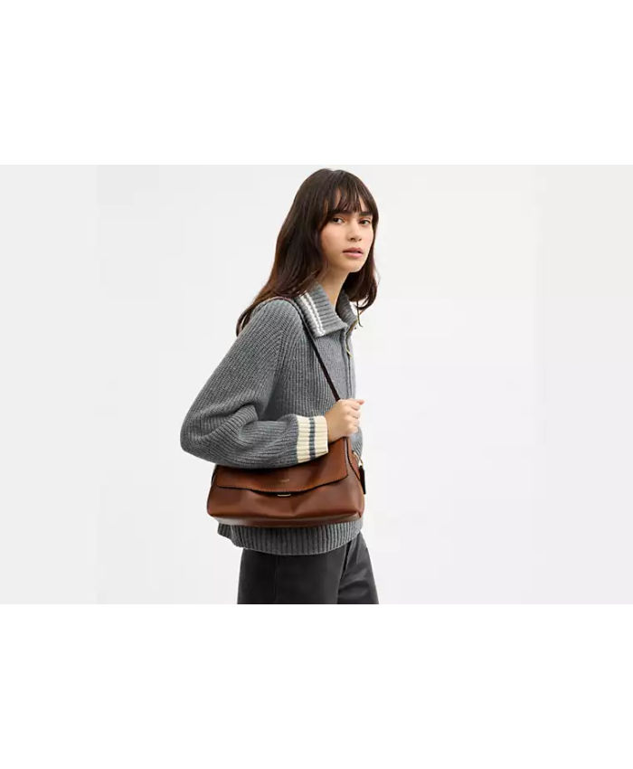 Chelsea Shoulder Bag 30 In Loved Leather