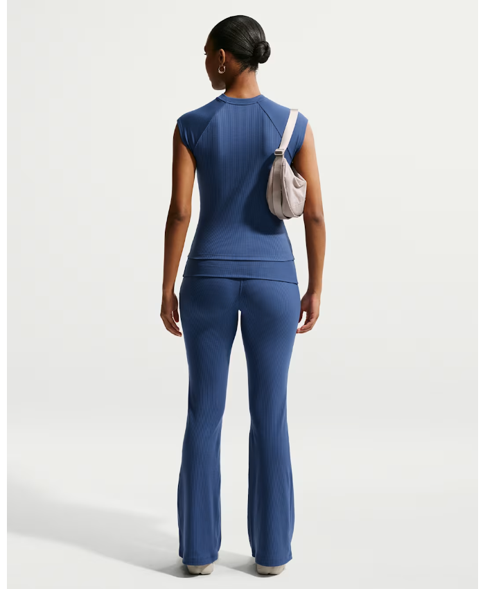 Women's Tight Short-Sleeve Ribbed Top