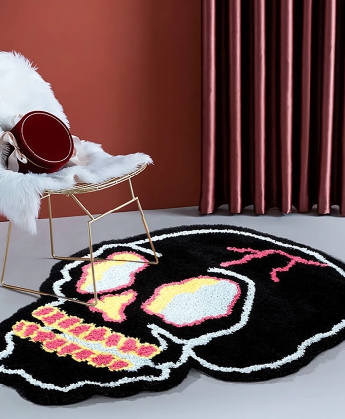 Irregular Black Skull Design Rug