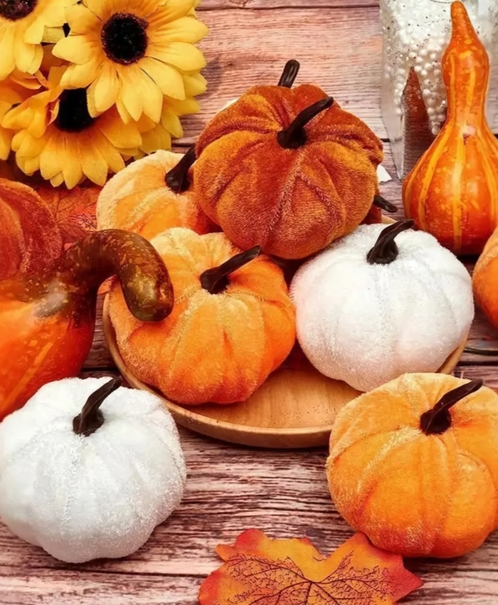 16-piece Velvet Artificial Pumpkin Set