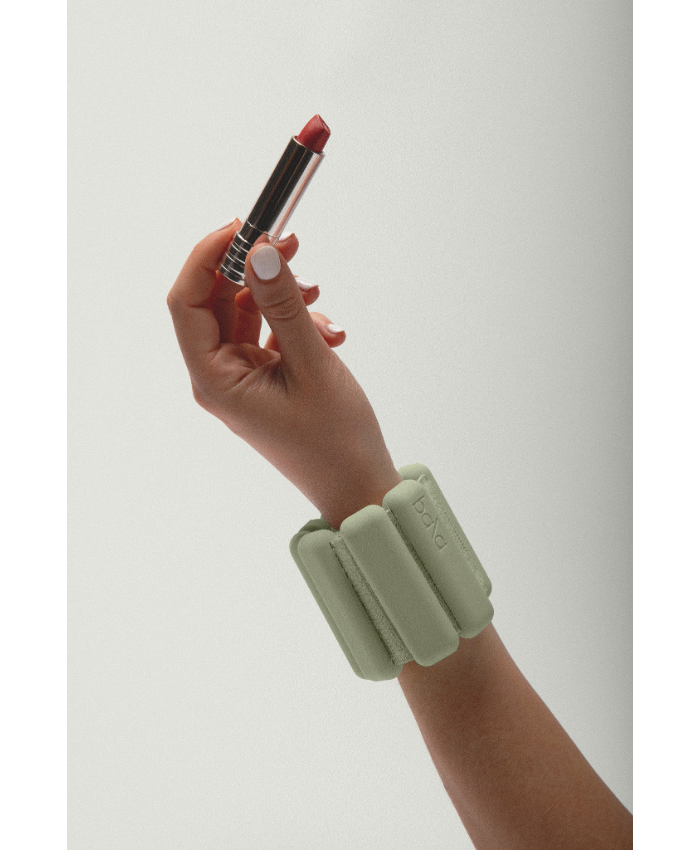 Bala Bangles Add A Constant But Comfortable Resistance To Your Workout. Wildly Versatile, They Can Be Worn On Wrists Or Ankles For Athletic, Recreational And Domestic Activities Alike.