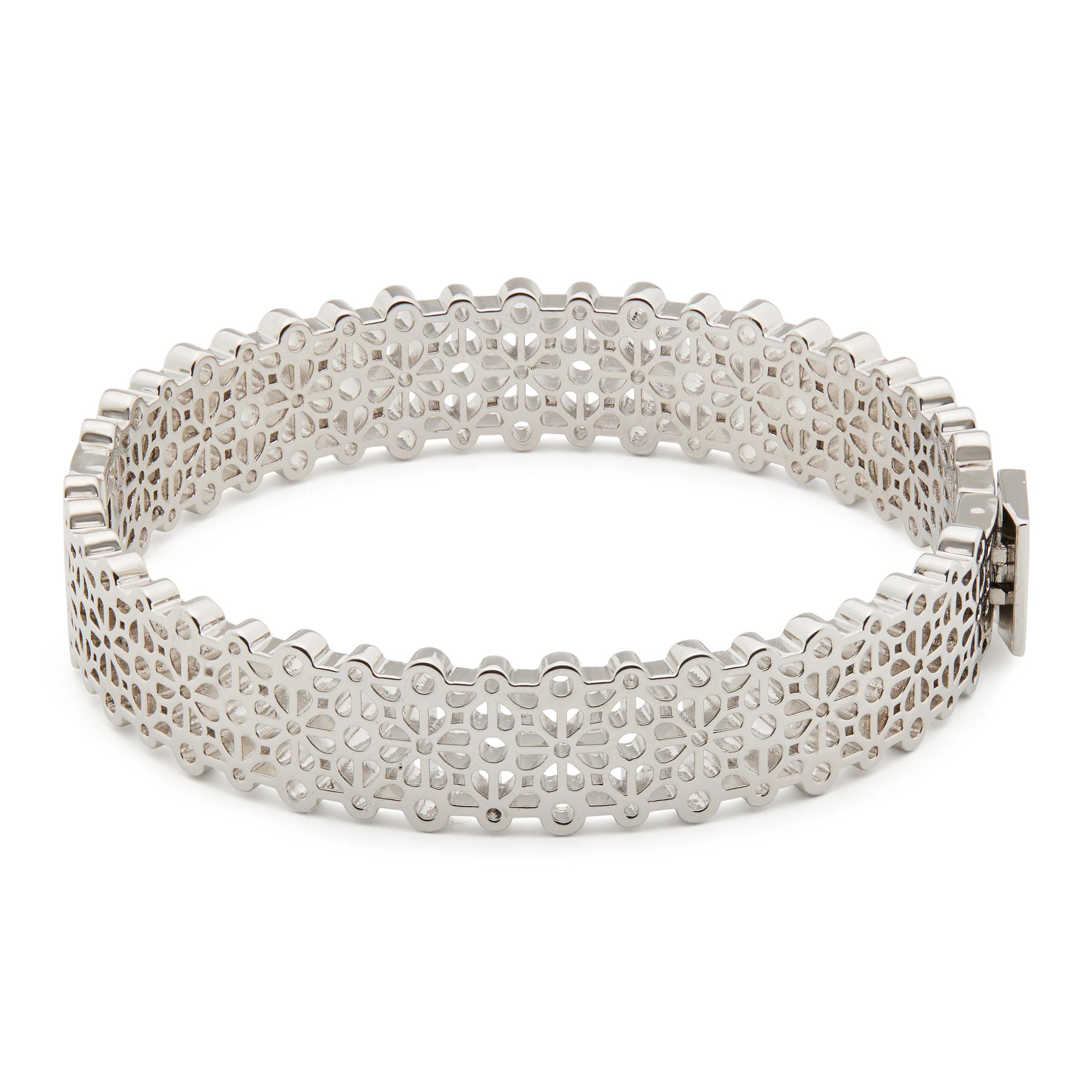Spade Flower Lace Thin Bangle - Silver