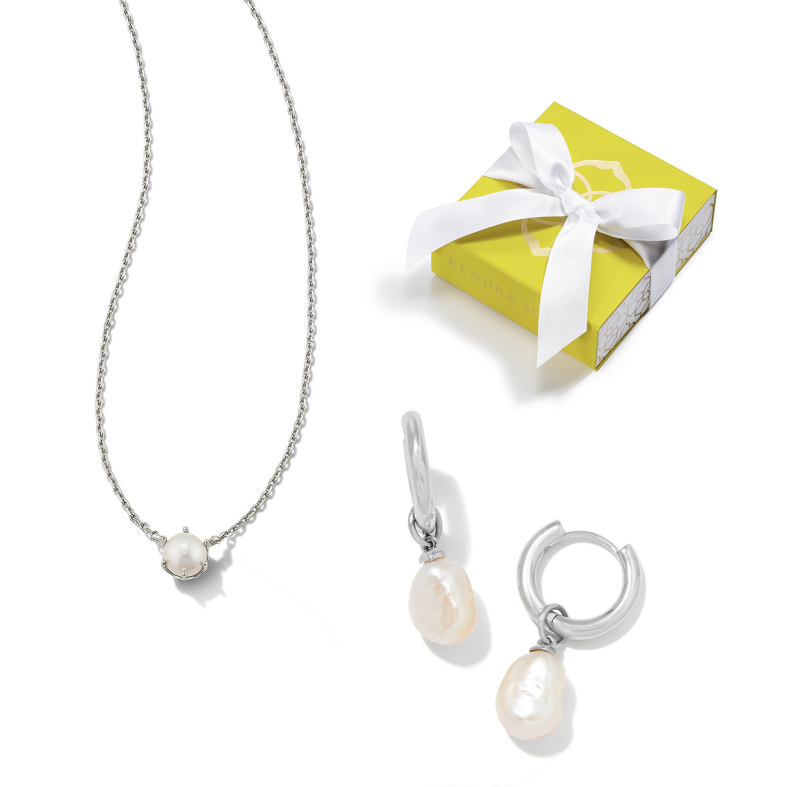 Ashton Pearl Necklace And Earrings Set