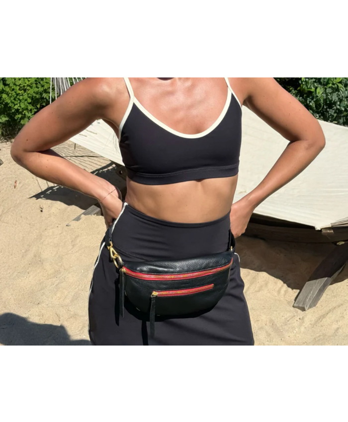 Charles Crossbody | Short Strap | med Black/Brushed Gold Red Zip