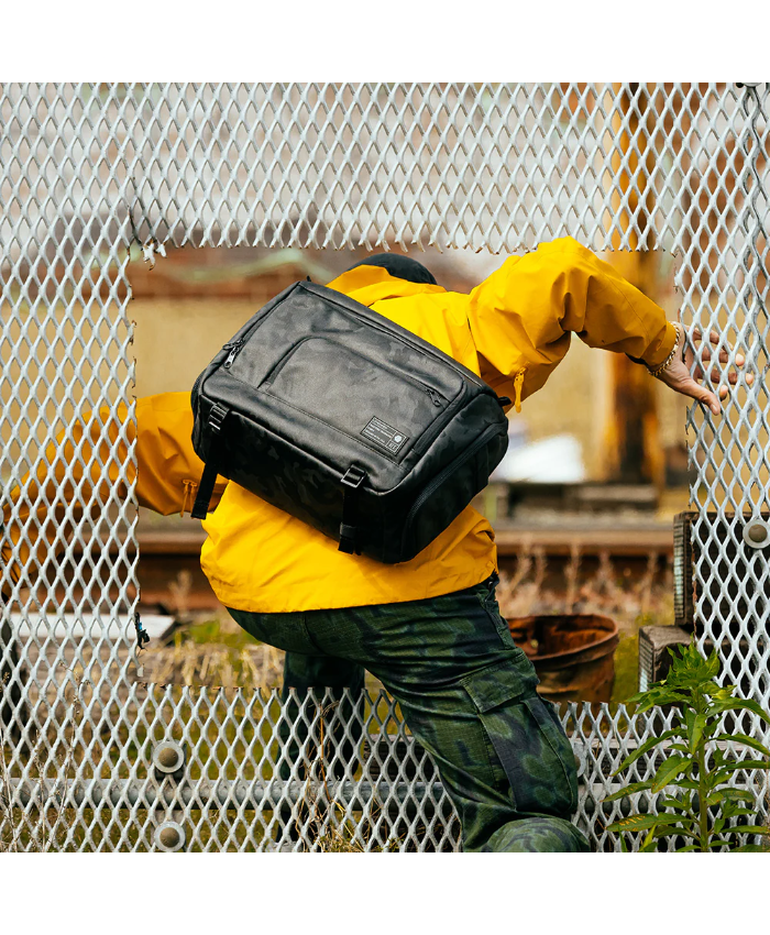 RANGER DSLR SLING XL BLACKOUT CAMO