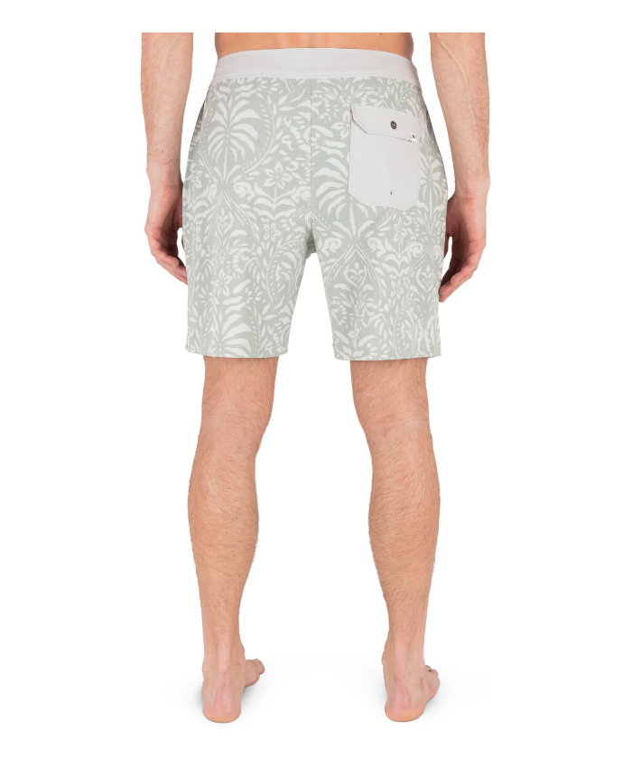 Phantom Naturals Tailgate 18