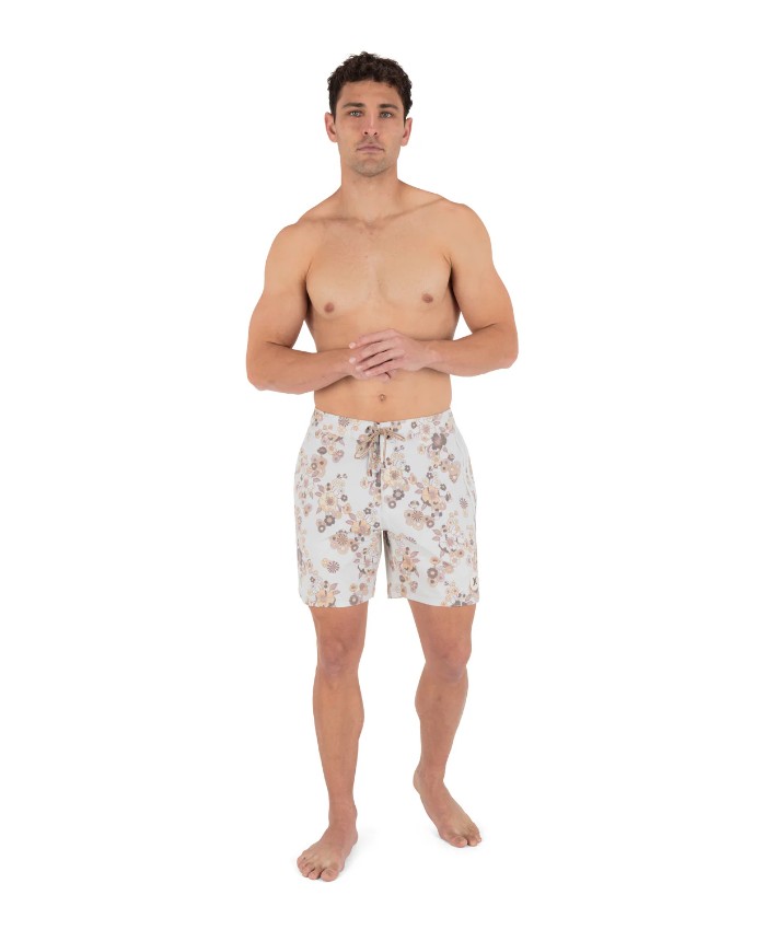 Phantom Naturals Tailgate 18