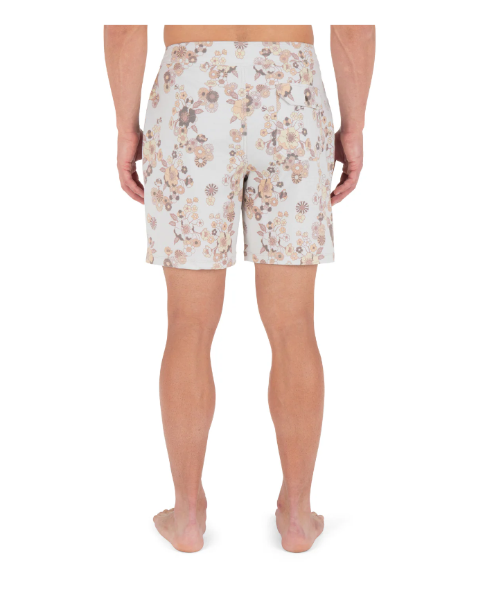 Phantom Naturals Tailgate 18