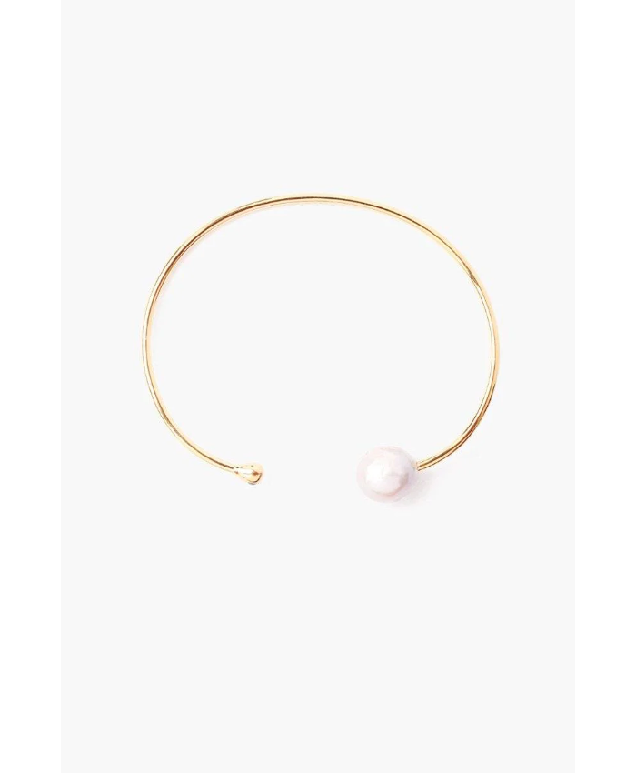 White Pearl And Gold Diamond Cuff