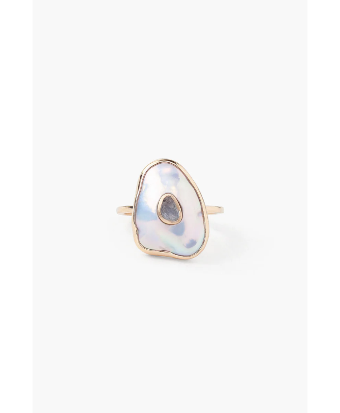 14k Oasis Ring White Pearl