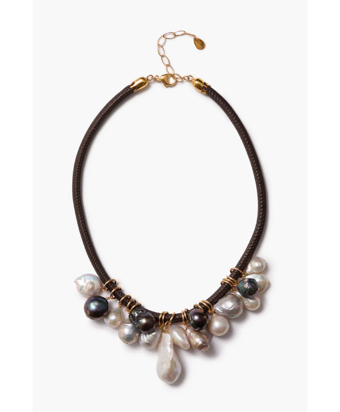 Lea Leather Collar Necklace Pearl
