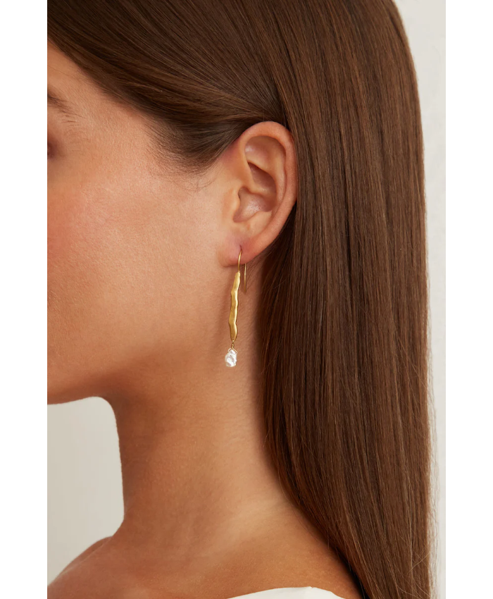 Gold Wave Pearl Drop Earrings White