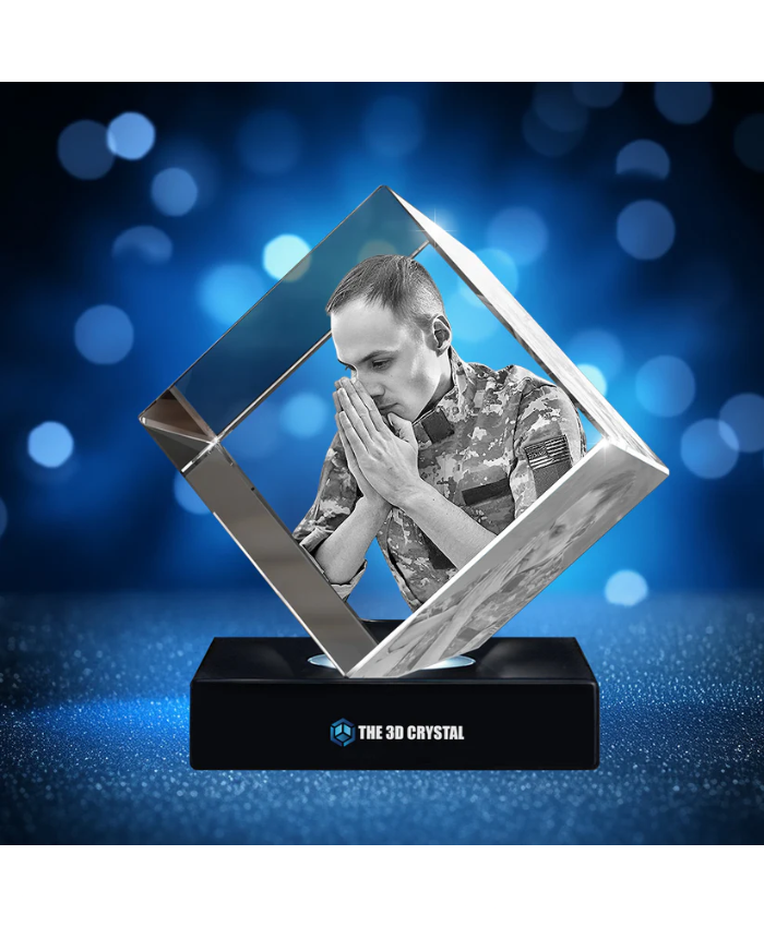 3D Diamond Crystal For Memorial Day