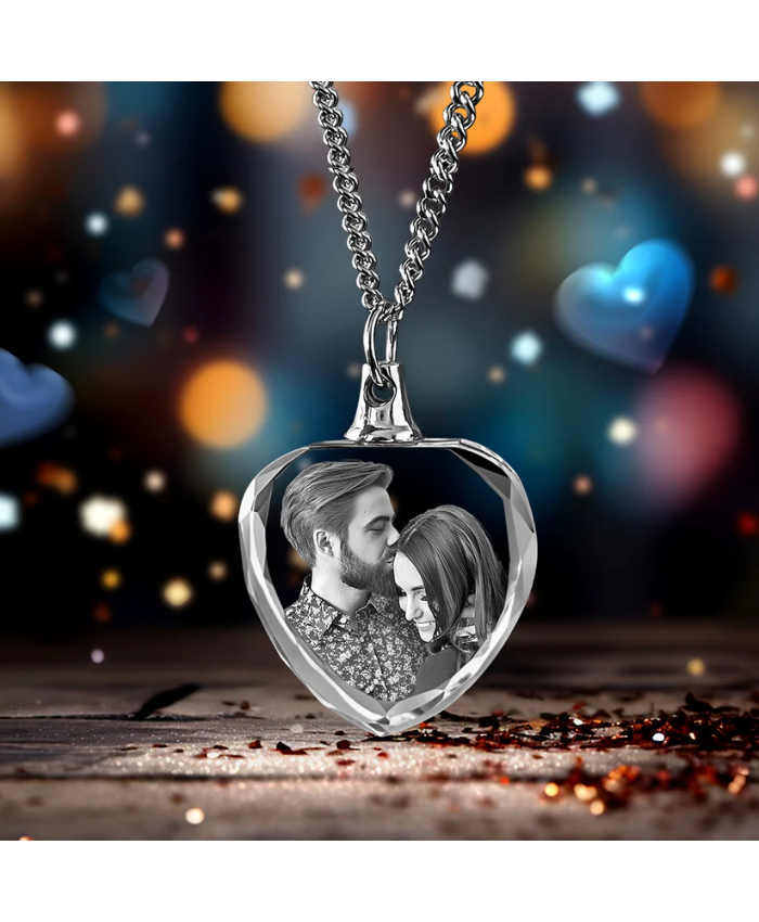 Anniversary Day Heart-Shaped 3D Crystal Necklace