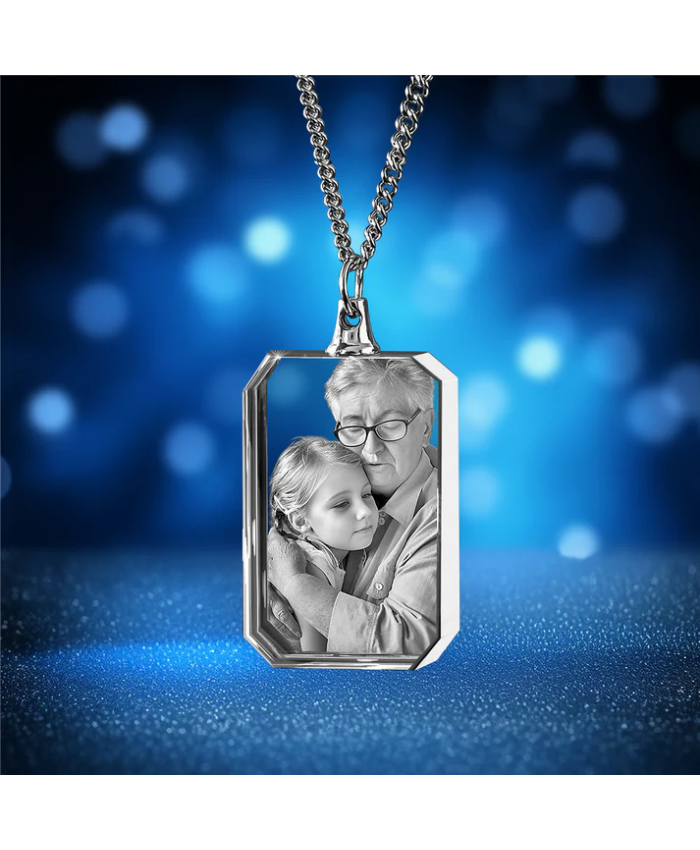 Heritage Series Square-Shaped 3D Crystal Necklace