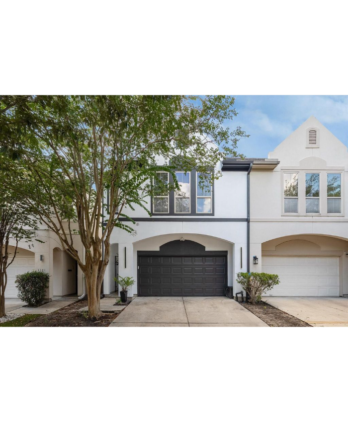 1323 Afton St, Houston, TX 77055
