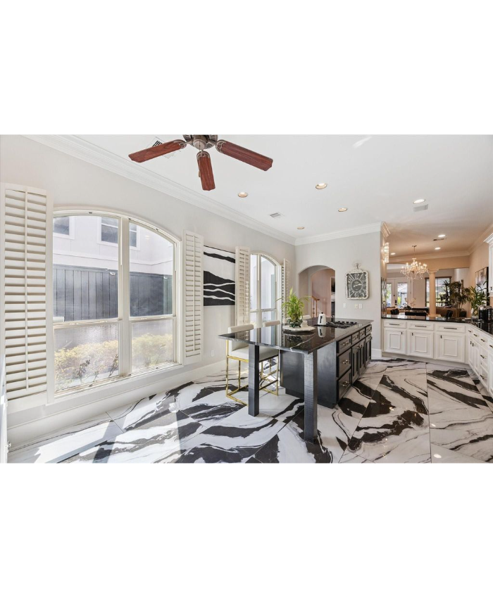 1323 Afton St, Houston, TX 77055