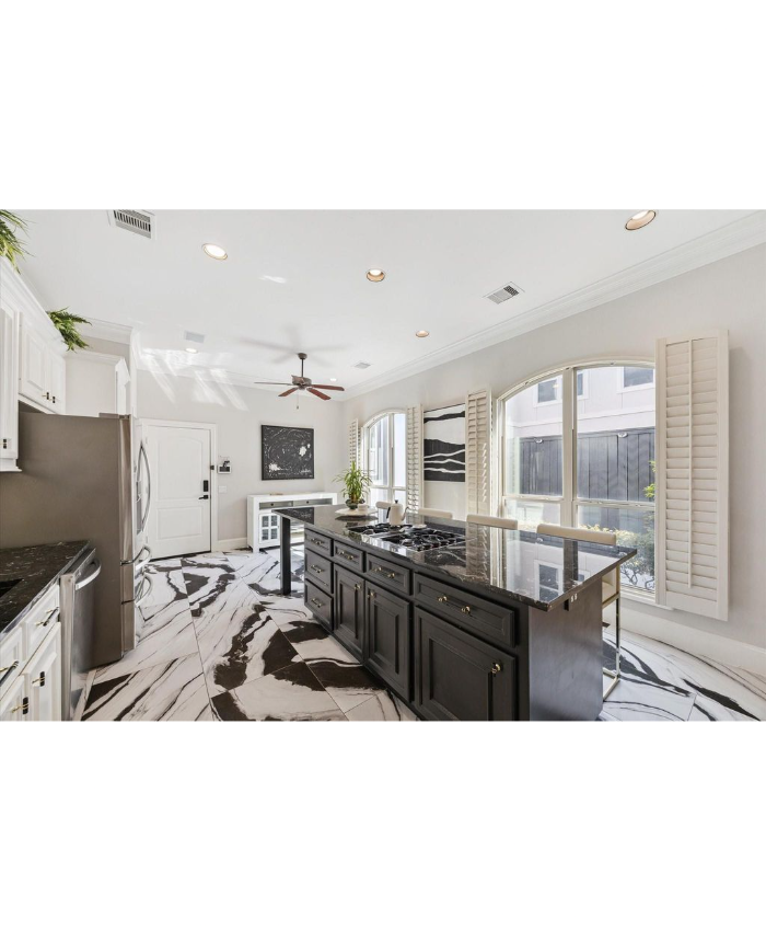 1323 Afton St, Houston, TX 77055