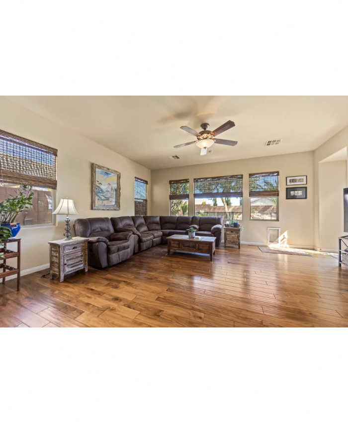 6864 Desert Island St, Las Vegas, NV 89149