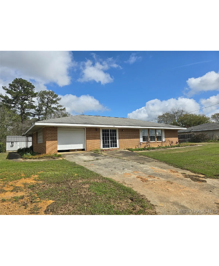 212 George Wallace Dr, Enterprise, AL 36330