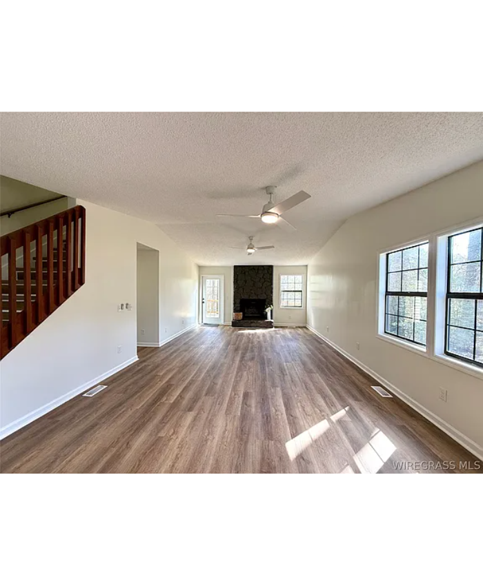 111 Woodley Dr, Enterprise, AL 36330