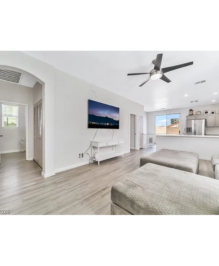 4950 Droubay Dr, Las Vegas, NV 89122