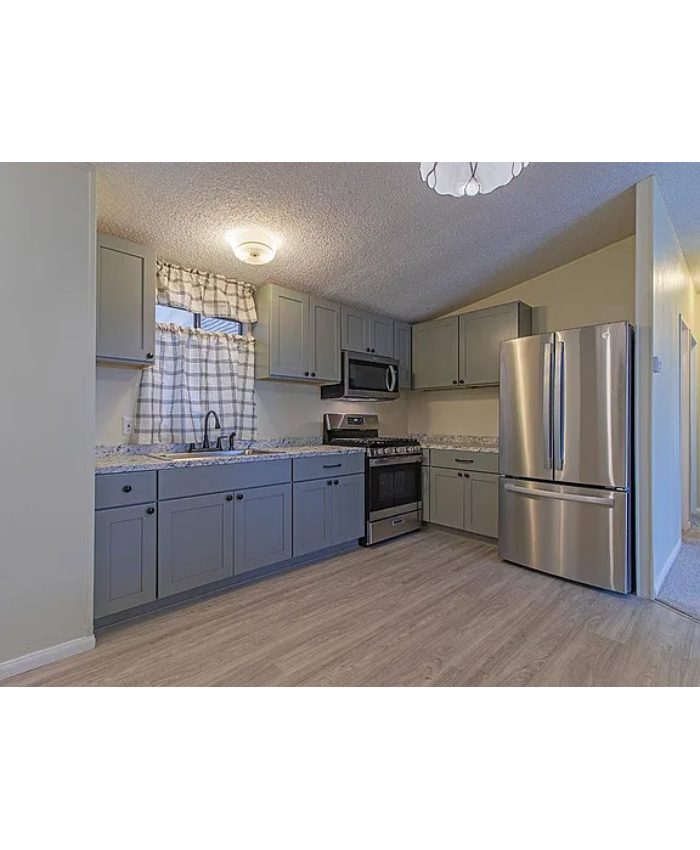 6420 E Tropicana Ave Space 315, Las Vegas, NV 89122  beds