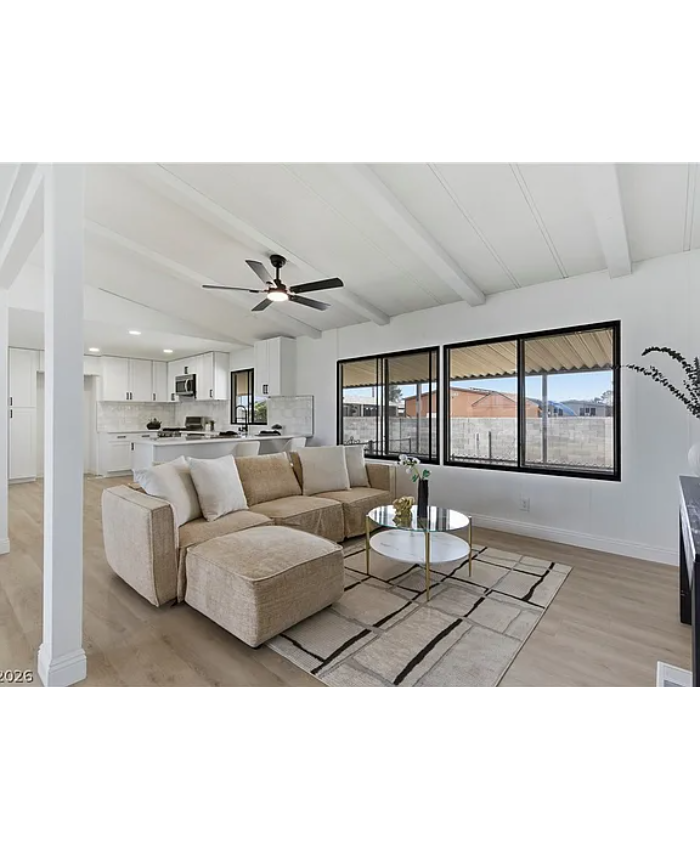 3421 Ewa Beach Dr, Las Vegas, NV 89122