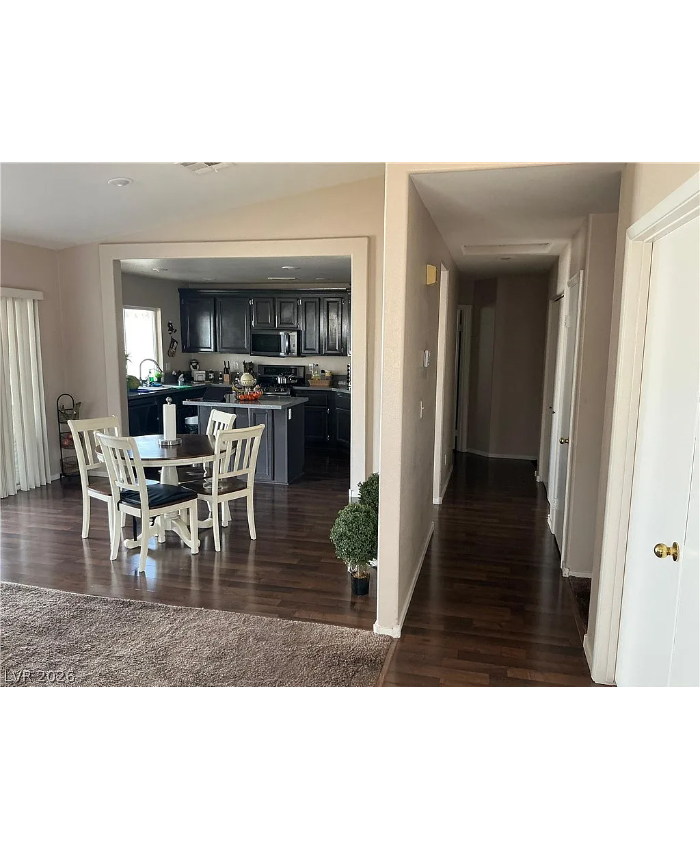 2220 Fountain Valley Way, North Las Vegas, NV 89031