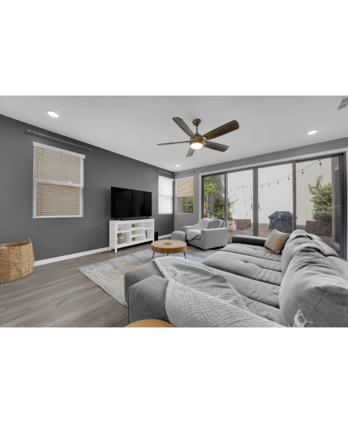 520 Front Range Ln, North Las Vegas, NV 89084