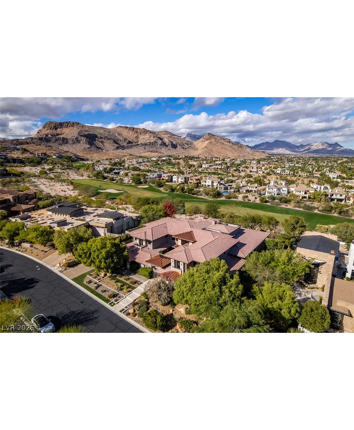 14 Promontory Ridge Dr, Summerlin, NV 89135