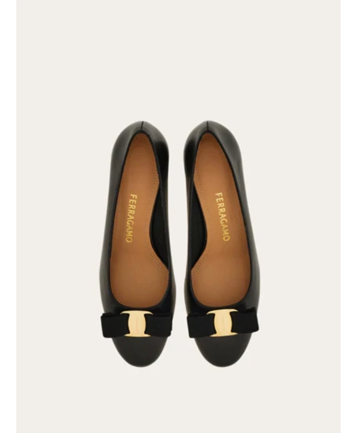 Vara Bow Block Heel Pump