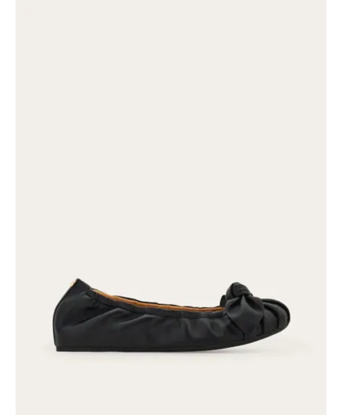 Bow embellished ballet flat