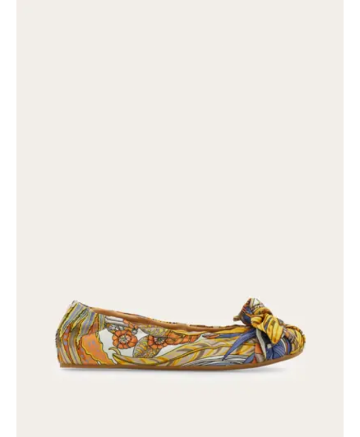 Bow embellished ballet flat