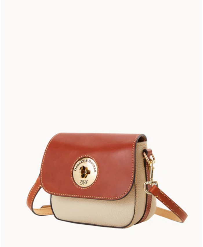 Pebble Turnlock Flap Saddle